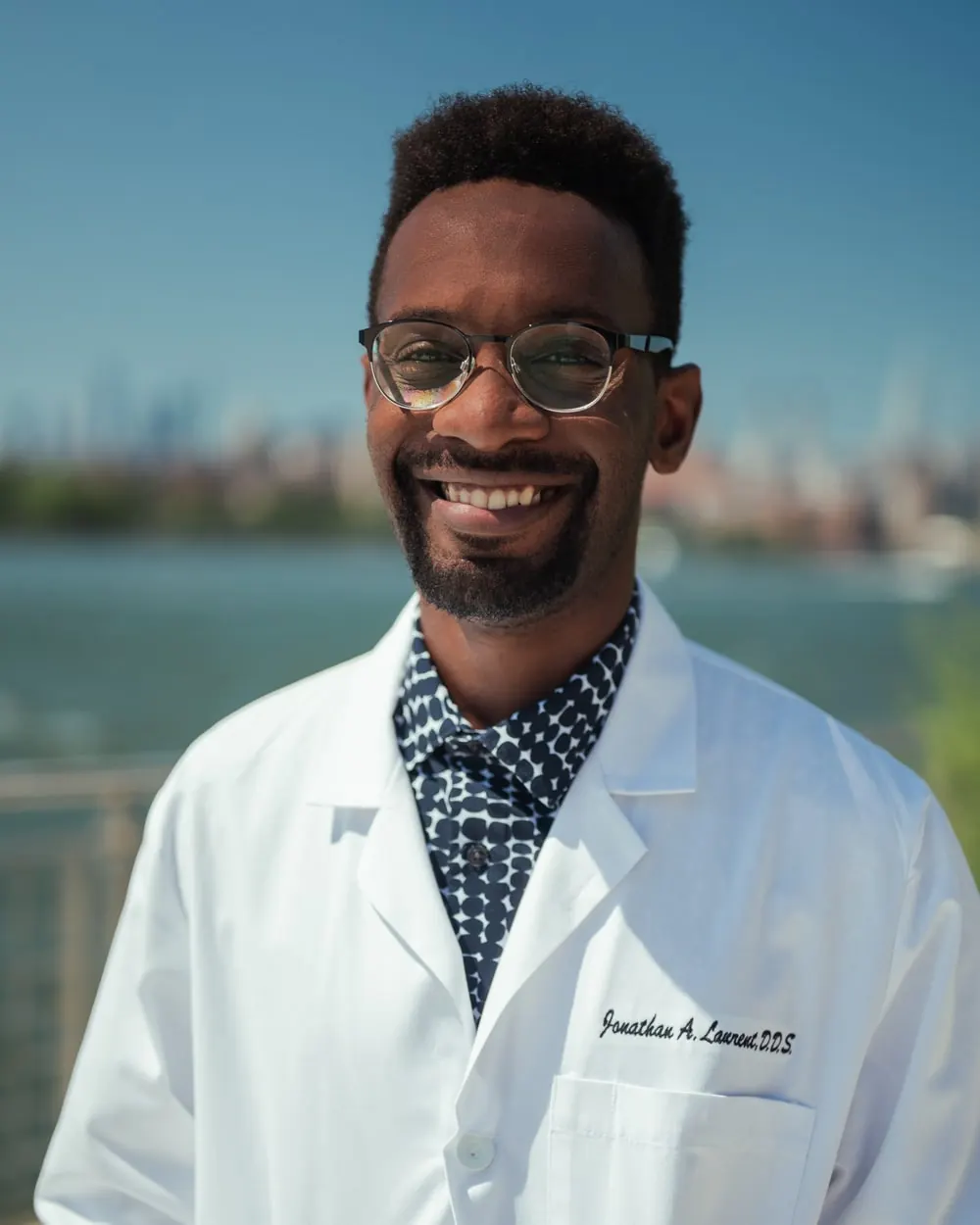 Dr. Jonathan Laurent, DDS