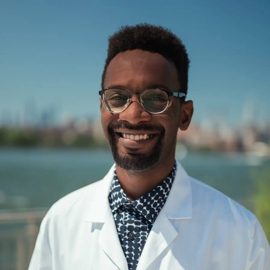 Dr. Jonathan Laurent, DDS