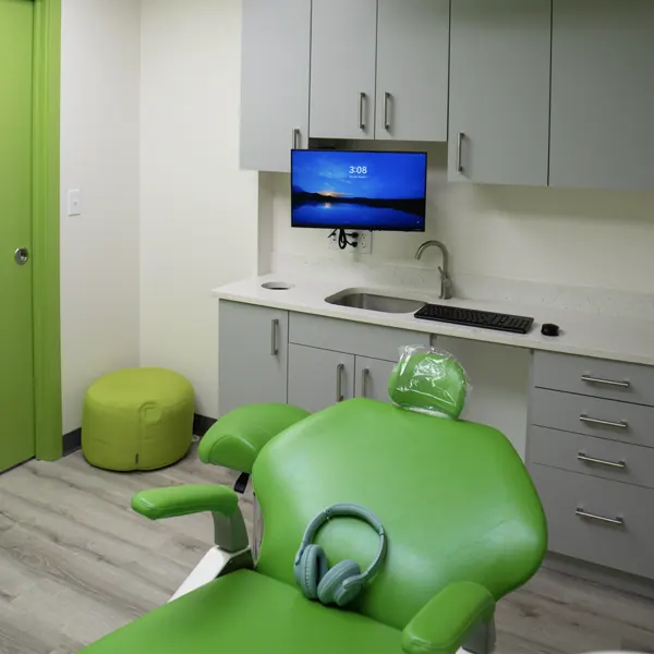 Little Teeth Pediatric Dentistry & Orthodontics dental room